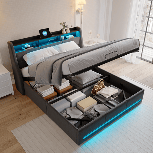 Cama com arrumação, iluminação LED e tomada elétrica integrada em tecido cinzento u2013 140x190 cm u2013 Estrutura com elevadores hidráulicos, cabeceira e peseira iluminadas, amplo espaço de arrumação Cama com arrumação, iluminação LED e tomada elétrica integrada em tecido cinzento u2013 140x190 cm u2013 Estrutura com elevadores hidráulicos, cabeceira e peseira iluminadas, amplo espaço de arrumação
