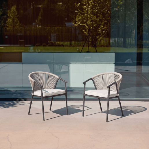 Cadeiras de jardim empilhável em aço e corda, set de 2 Bege - 56.5x58x77 cm Cadeiras de jardim empilhável em aço e corda, set de 2 Bege - 56.5x58x77 cm