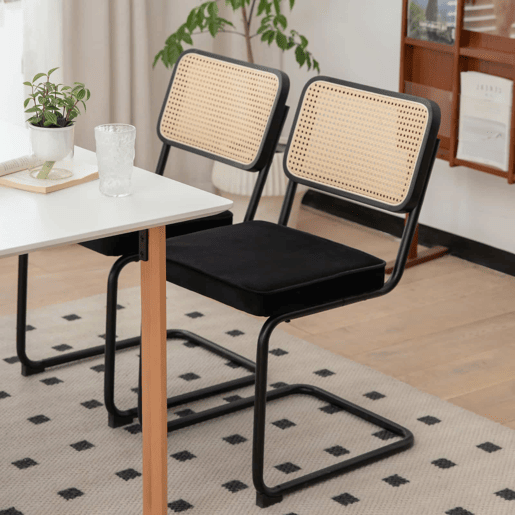 Conjunto de 2 cadeiras de jantar u2013 veludo e rattan, pernas cromadas, estilo moderno u2013 preto