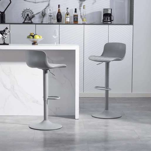 Conjunto de 2 bancos de bar 43×44×80 cm u2013 Giratórios a 360°, altura ajustável, assento em couro sintético e apoio para os pés u2013 Cinza Conjunto de 2 bancos de bar 43×44×80 cm u2013 Giratórios a 360°, altura ajustável, assento em couro sintético e apoio para os pés u2013 Cinza