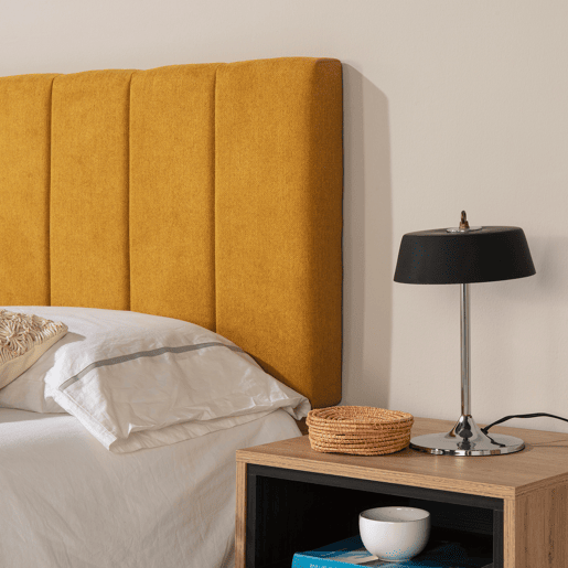 Cabeceira estofada Creta 150x60 cm cor mostarda, almofadada com espuma, bordado vertical, 8 cm de espessura, ferragens para pendurar incluídas