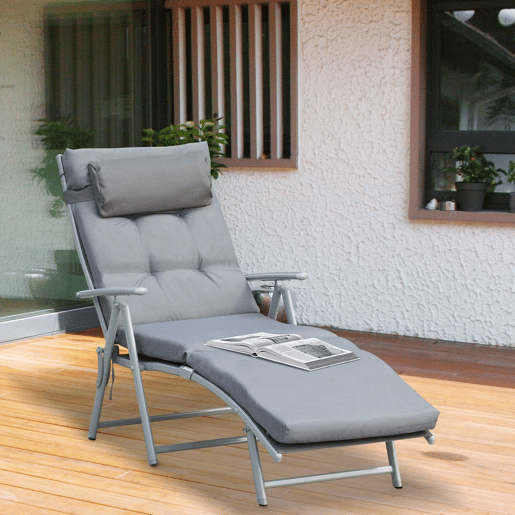 Outsunny Espreguiçadeira Dobrável de Jardim com Encosto Ajustável em 7 Posições, Almofada de Corpo Inteiro e Cabeça, para Terraço ou Piscina, Carga 165 kg, 137x63,5x100,5 cm, Cinzento