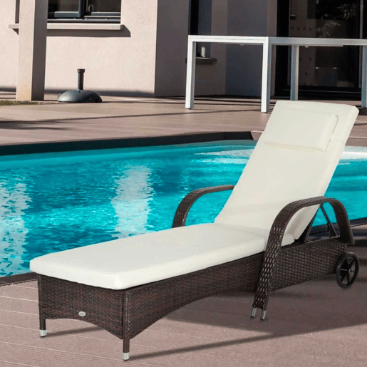 Outsunny Espreguiçadeira de Vime Jardim Espreguiçadeira com Encosto Ajustável em 5 Posições Almofadas Acolchoadas Apoio para a Cabeça e 2 Rodas 200x73x56-103cm Marrom e Bege