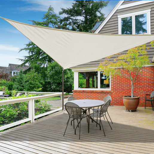 Outsunny Vela de Sombra Triangular 6x6x6 m Toldo Vela de Poliéster com Proteção UV Aneis em Forma de D e Cordas para Jardim Pátio Piscina Creme