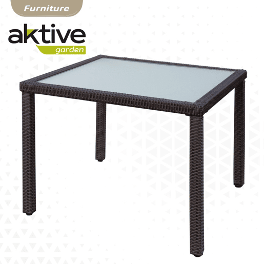Conjunto de móveis de terraço de mesa e cadeiras de vime Aktive