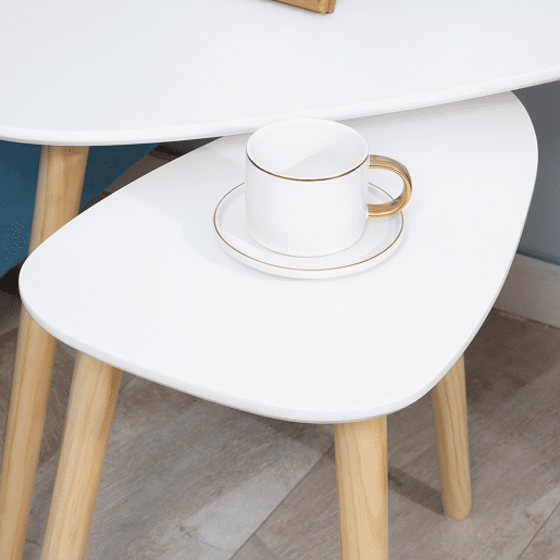 HOMCOM Conjunto de 2 Mesas Auxiliares com Pés de Madeira Mesas de Café para Sala de Estar Dormitório Escritório 59,5x39,5x45cm e 44,5x28,5x40cm Branco HOMCOM Conjunto de 2 Mesas Auxiliares com Pés de Madeira Mesas de Café para Sala de Estar Dormitório Escritório 59,5x39,5x45cm e 44,5x28,5x40cm Branco