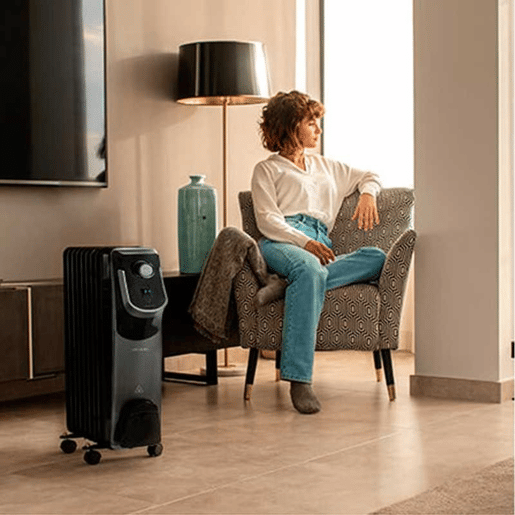 Cecotec Radiador a óleo de 9 módulos de 2000 W e tecnologia 360º com 3 níveis de potência, 22 m² de cobertura, recolhe-cabos, controlo simples, alça, rodas e duplo sistema de segurança.