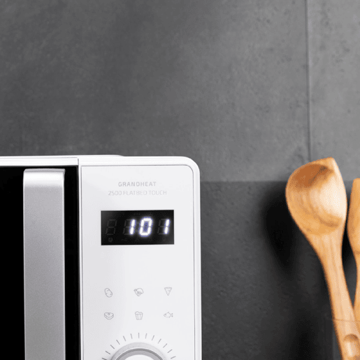 Cecotec Micro-ondas digital tátil sem prato de 25 litros de capacidade e 800 W de potência. Cecotec Micro-ondas digital tátil sem prato de 25 litros de capacidade e 800 W de potência.