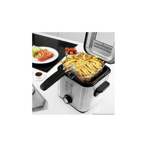Cecotec Fritadeira de 1,5 litros de capacidade e 900 W com filtro para a limpeza do óleo. Cecotec Fritadeira de 1,5 litros de capacidade e 900 W com filtro para a limpeza do óleo.