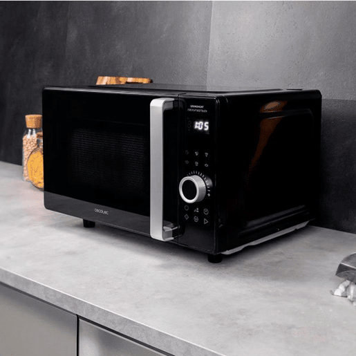 Cecotec Micro-ondas digital tátil sem prato de 25 litros de capacidade e 800 W de potência.