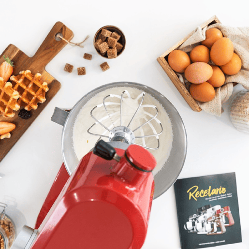 Cecotec Batedeira amassadeira de alumínio fundido e motor DC de 800 W, seletor digital com 8 velocidades e taça em aço inoxidável de 5,2 L. Inclui um globo, uma pá plana e um gancho amassador. Cecotec Batedeira amassadeira de alumínio fundido e motor DC de 800 W, seletor digital com 8 velocidades e taça em aço inoxidável de 5,2 L. Inclui um globo, uma pá plana e um gancho amassador.