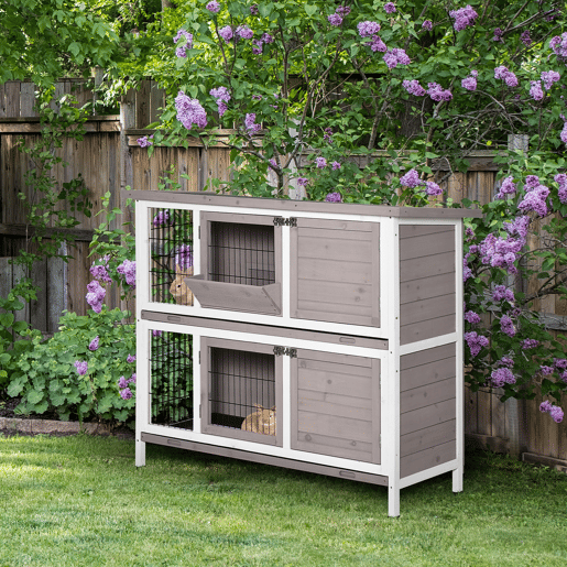 PawHut Coelheira de Madeira Exterior de 2 Níveis Gaiola para 1-2 Coelhos com Telhado com Abertura Comedouro Bandejas Removíveis Rampa e Portas com Fechadura 122x50x101cm Cor Areia