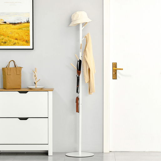 HOMCOM Cabide de Pé de Madeira Cabide de Pé com 6 Ganchos para Roupa Bolsas e Estrutura de Metal para Sala de Estar Entrada Dormitório 35x35x174cm Branco e Madeira
