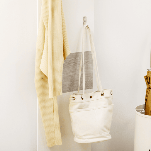 HOMCOM Móvel Cabide de Entrada com 4 Ganchos Cabide de Parede com Barra Suspensa de Alumínio para Entrada Dormitório Corredor 50x23,5x160cm Branco e Cinza