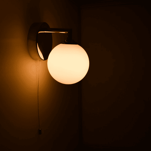 candeeiro de parede led para casa de banho em metal cromado série suria 10cm