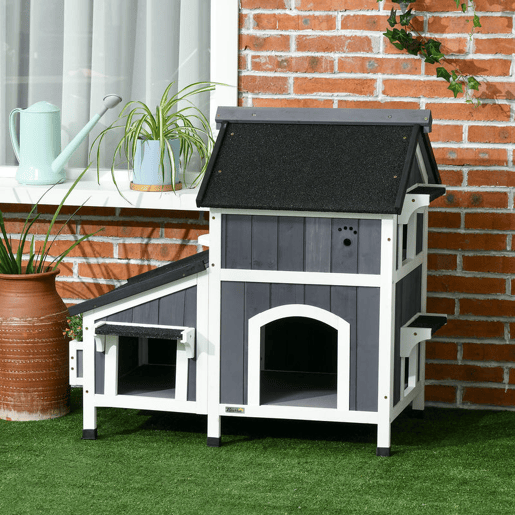 PawHut Casa para Gatos de Madeira com Suporte para Flores 96x65x85,5 cm Casa para Gatos de 2 Níveis com Teto Asfáltico Janela e Múltiplas Entradas Cinza