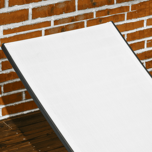 Outsunny Conjunto de 2 Espreguiçadeiras Reclináveis de Jardim Espreguiçadeiras de Alumínio para Exterior com Encosto Ajustável em 5 Níveis e Rodas para Praia Piscina 165x66x102cm Branco e Preto