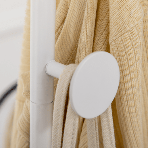 HOMCOM Cabide de Pé Elegante Cabide de Pé para Abrigos com 2 Ganchos Redondos Suspensos e Base de Mármore para Dormitório Corredor Entrada 35x25x170cm Branco