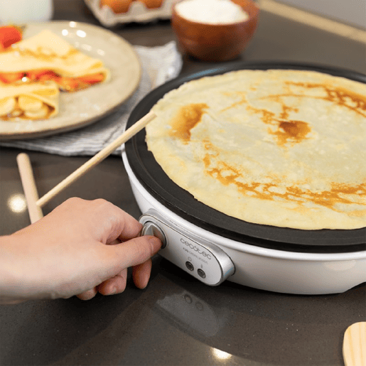 Cecotec Máquina para crepes de 1000 W com revestimento antiaderente e potência regulável.