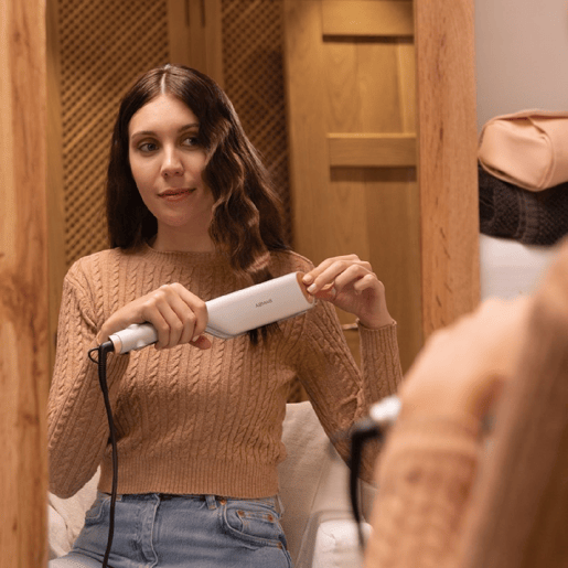 Cecotec Modelador para cabelo em ondas de cerâmica com revestimento de turmalina. Cecotec Modelador para cabelo em ondas de cerâmica com revestimento de turmalina.