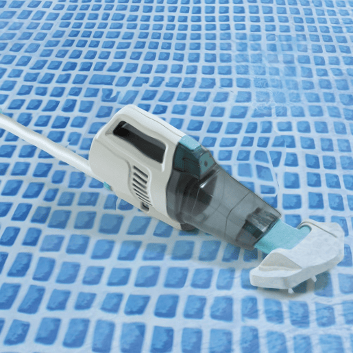 Aspirador de piscina manual cbateria recarregável INTEX