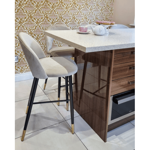 Conjunto de 2 bancos de bar FALTON Veludo Creme