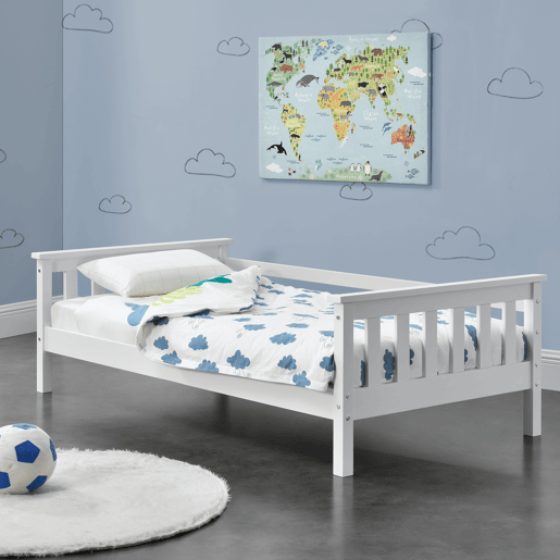 Cama de criança Nuuk com estrado de ripas e protecção anti-queda - pinho 70 x 140 cm - branco mate en.casa. Cama de criança Nuuk com estrado de ripas e protecção anti-queda - pinho 70 x 140 cm - branco mate en.casa.