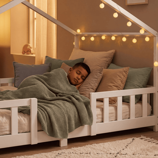 Cama de criança Treviolo forma de casa pinho + colchão 140x200 cm - Branco en.casa Cama de criança Treviolo forma de casa pinho + colchão 140x200 cm - Branco en.casa