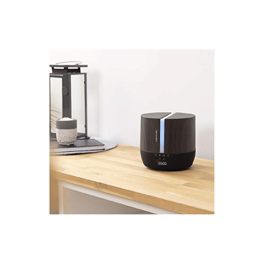 Cecotec Difusor de aroma com depósito de 500 ml e ecrã, altifalante e controlo por bluetooth.