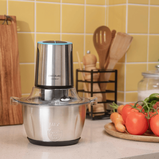Cecotec Picadora de carne e legumes de 600 W, com 4 lâminas de titânio preto, taças de vidro de 1,5 l e duas velocidades. Cecotec Picadora de carne e legumes de 600 W, com 4 lâminas de titânio preto, taças de vidro de 1,5 l e duas velocidades.