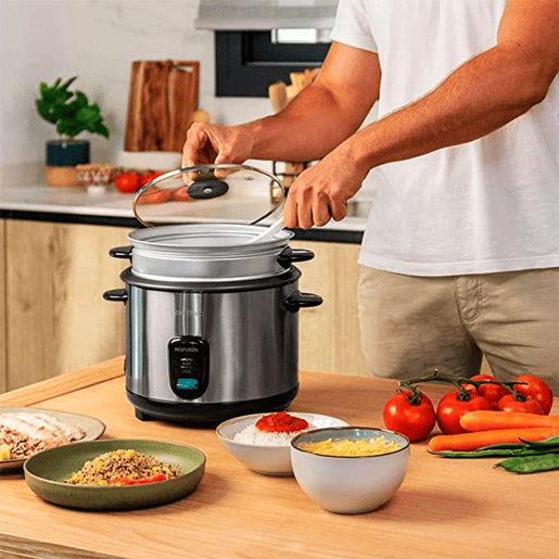 Cecotec Panela para arroz de 1,8 litros de capacidade, 700 W de potência e corpo em aço inoxidável.