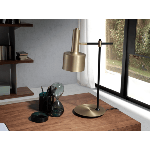 ANGEL CERDA Candeeiro de mesa em alumínio dourado e aço preto ANGEL CERDA Candeeiro de mesa em alumínio dourado e aço preto