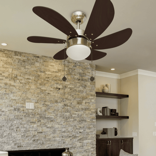 Ventilador de tecto em metal de cor níquel acetinado, o abajur é feito de vidro opalino e as 6 pás têm acabamento em wengué. Série akunadecor 85cm