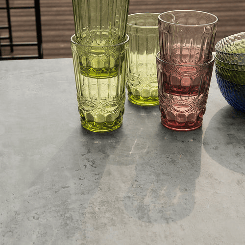 Conjunto de mesa de bar alta e 4 bancos estilo industrial 4 cadeiras OGT11-HG SoBuy PT