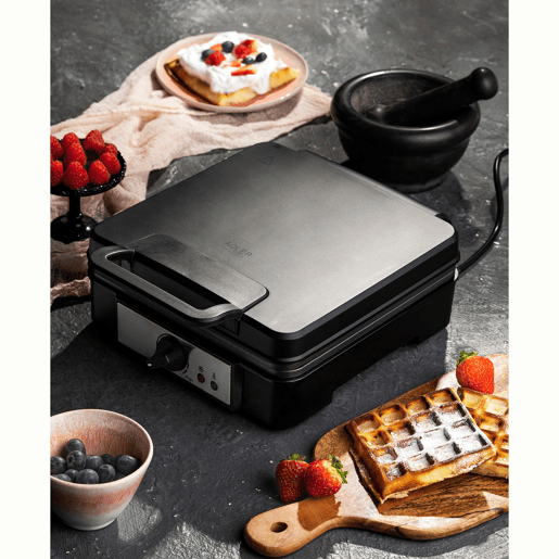 Adler AD3049 Máquina de Waffles Eléctrica 4 Waffles Belgas Grossos, Placas Antiaderentes, Termóstato Ajustável, 1800, Preto