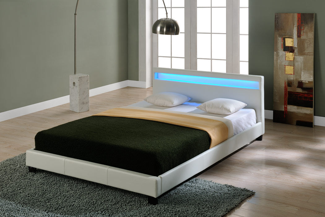 Corium Cama Doble Paris  tapizada en piel sintética - con LED 189x210 Blanco/ Beige