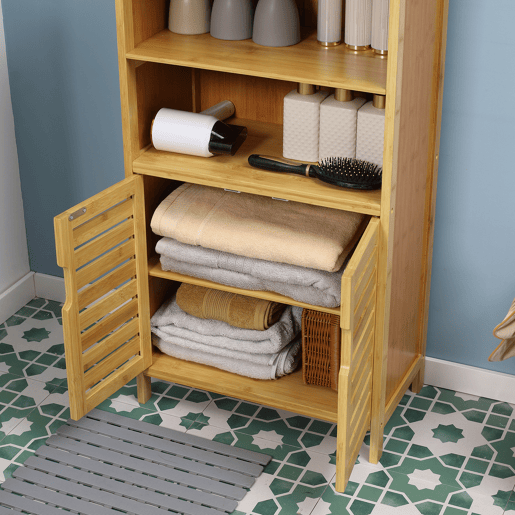 kleankin Armário Casa de Banho de Bambu Móvel Auxiliar Casa de Banho com 2 Portas 2 Prateleiras Abertas e Pés Elevados 50x29x92 cm Madeira