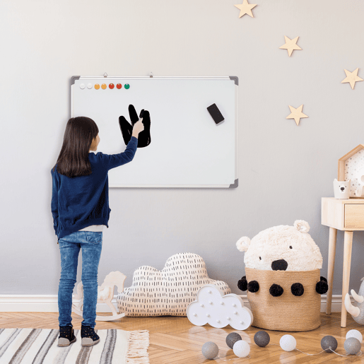 HOMCOM Quadro Magnético com Estrutura de Liga de Alumínio 90x60 cm Quadro Magnético com Apagador 4 Marcadores e 10 Ímás para Escritório Casa Branco