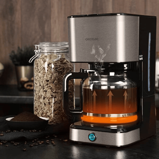 Cecotec Máquina de café de filtro, para 12 chávenas, com acabamentos em aço inoxidável e intensificador de aroma.