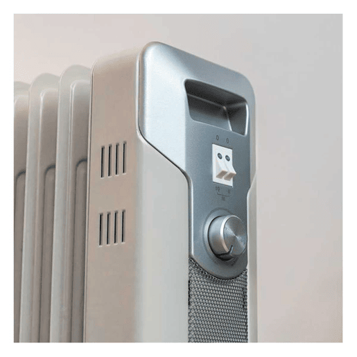 Cecotec Aquecedor a óleo de 7 módulos de 1500 W com 3 níveis de potência, 15 m² de cobertura, recolhe-cabos, controlo simples, alça, rodas e duplo sistema de segurança.