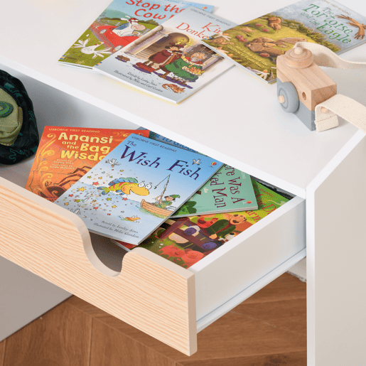 HOMCOM Secretária para Crianças de 3 e 6 Anos Conjunto de Mesa e Cadeira com Gaveta e Prateleira para Livros 70x50x75 cm Branco e Madeira