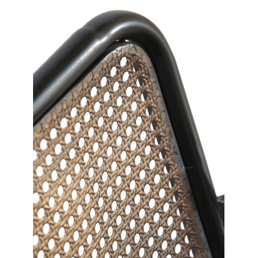 Poltrona com encosto em bronze e estrutura em metal preto