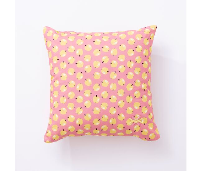 Cojín de 40x40cm 144tc 100%algodón rosa con cerezas amarillas de la colección fruits de la marca united colors of benetton
