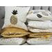 Beliani Cojín decorativo ASTER 45x45 Beliani Cojín decorativo ASTER 45x45 Dorado