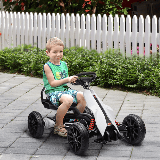 HOMCOM Go Kart Carro Elétrico para Crianças de 3 a 8 Anos Kart a Bateria 12V Velocidade Ajustável 3-5 kmh e Cinto de Segurança Carga 30 kg para Exterior 100x58x58,5 cm Branco HOMCOM Go Kart Carro Elétrico para Crianças de 3 a 8 Anos Kart a Bateria 12V Velocidade Ajustável 3-5 kmh e Cinto de Segurança Carga 30 kg para Exterior 100x58x58,5 cm Branco