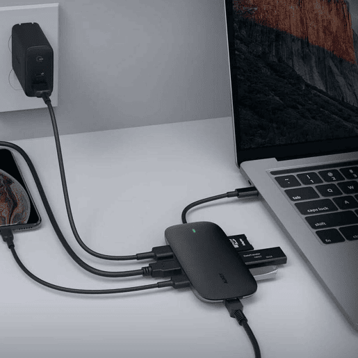 Hub USB Aukey CB-C71 Preto 100 W Hub USB Aukey CB-C71 Preto 100 W