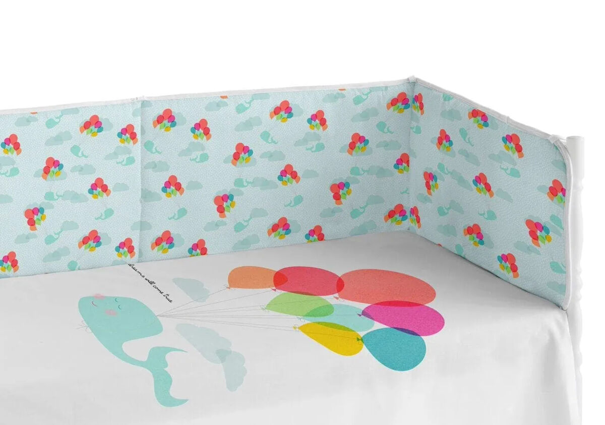 Chichonera bebé 60x120 cm extra resistente hecha de piqué, para proteger a tu bebé de los barrotes de la cuna. colección flying dreams