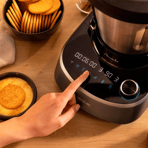 Cecotec Robô de cozinha com 37 funções, APP, balança e jarro de aço inoxidável apta para máquina da louça.
