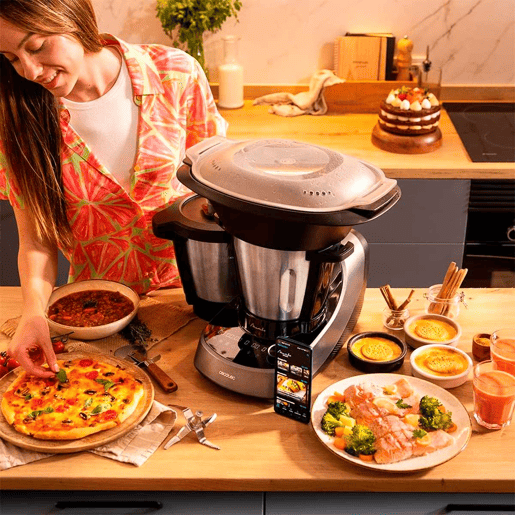 Cecotec Robô de cozinha com WiFi, 37 funções, APP para cozedura guiada e manual, sistema de auto-limpeza, acessórios OneClick, balanças integradas, jarro de aço inoxidável e jarro antiaderente Habana.