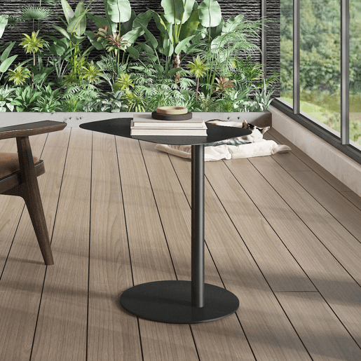 Mesa de apoio Nastätten trapezoidal interiorexterior em metal 50 x 50 x 38 cm - Preto mate en.casa